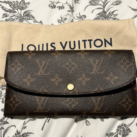 Authentic Louis Vuitton Emilie Wallet - Picture 3 of 11